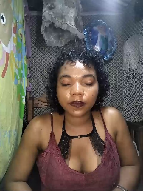 TONNIA