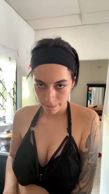 Dahlia Live Video Chat